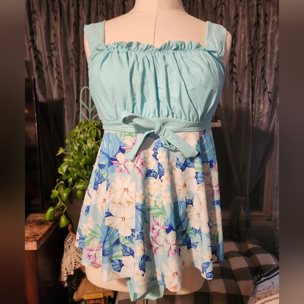 Sleeveless Floral Swimdress 2pc